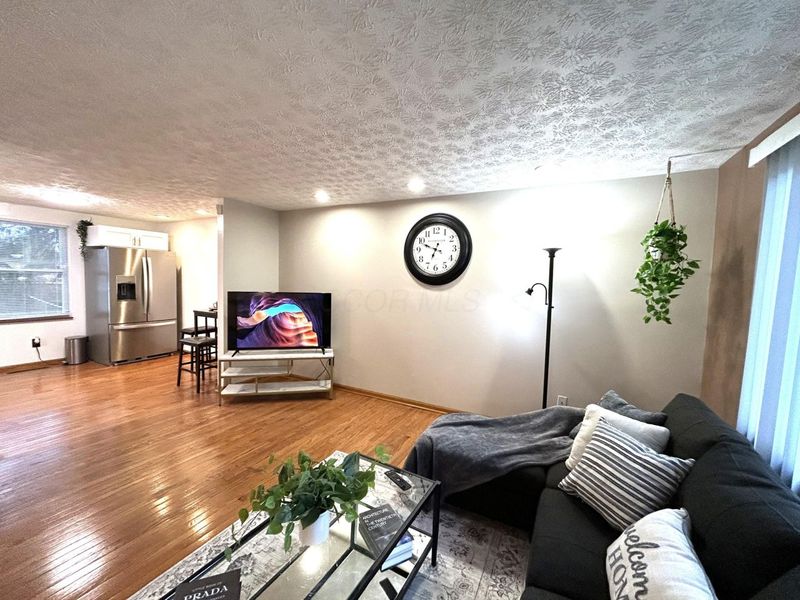 2696 Southridge Drive , Columbus, OH 43224 Photo 22