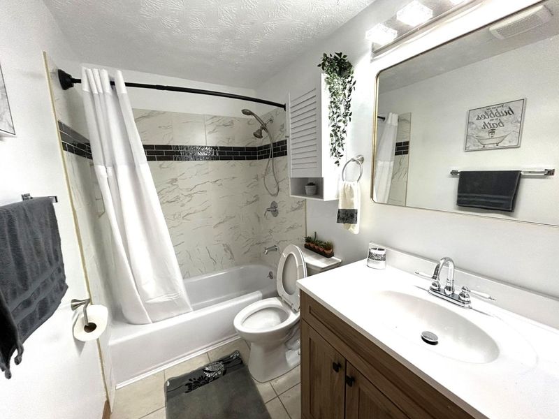 2696 Southridge Drive , Columbus, OH 43224 Photo 35