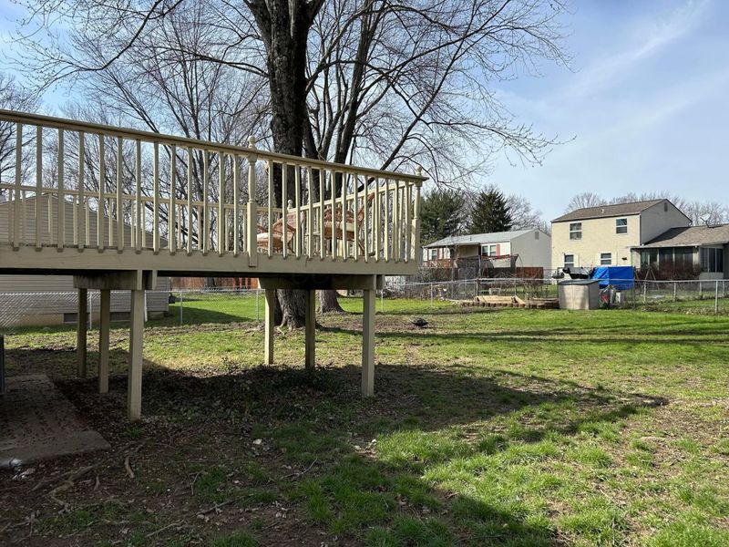 2696 Southridge Drive , Columbus, OH 43224 Photo 8