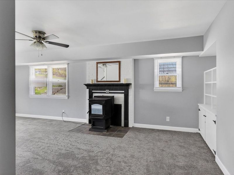 8225 W Prospect Road , Hillsboro, OH 45133 Photo 13