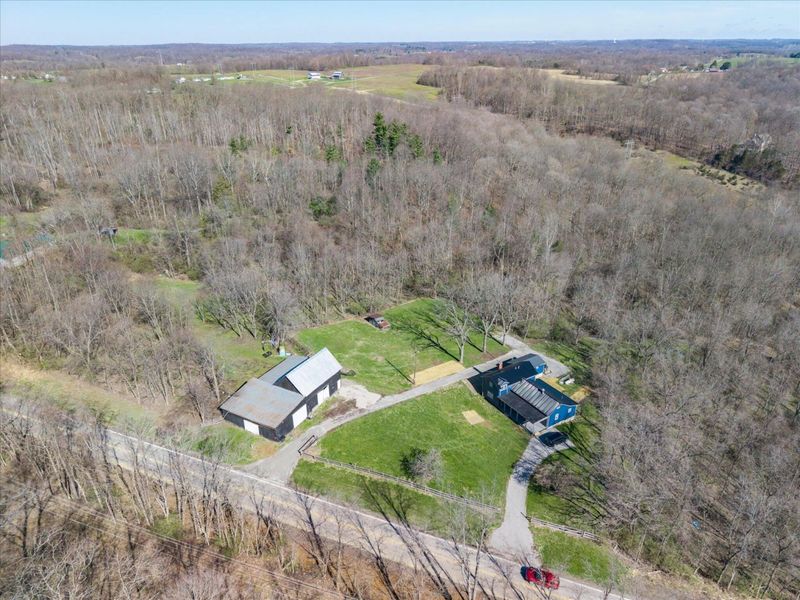 8225 W Prospect Road , Hillsboro, OH 45133 Photo 3