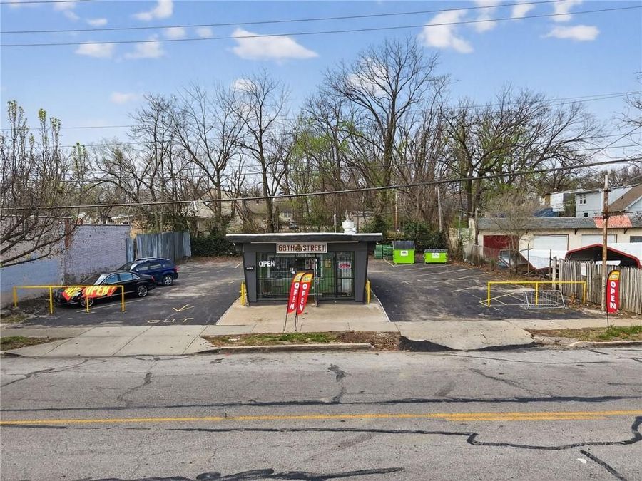 Property Image 4