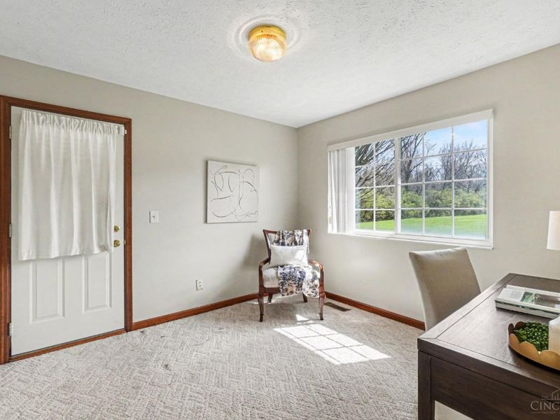 1543 Woodbridge Court, Forest Park, OH 45240 Photo 15