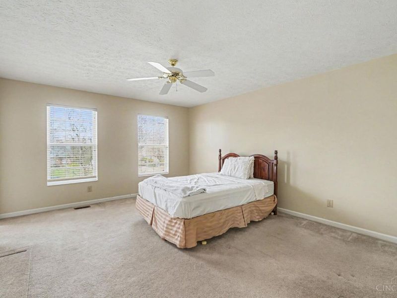 1543 Woodbridge Court, Forest Park, OH 45240 Photo 18