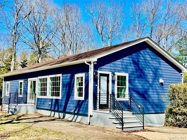 38 Railroad Avenue , East Hampton, NY 11937