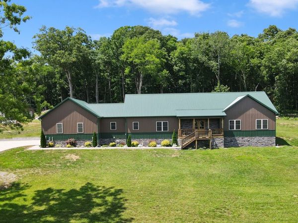 2095 Linwood Rd, Watertown, TN 37184