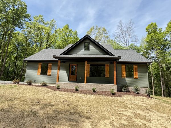 1015 Mt Olive Rd, Westmoreland, TN 37186