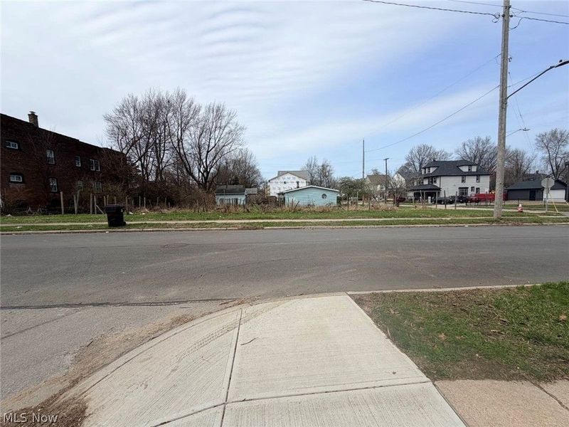 1426 E 115th Street, Cleveland, OH 44106 Photo 2