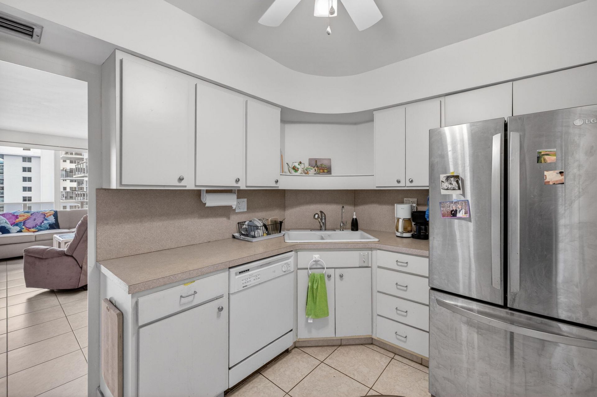 3333 NE 34th Street, Unit 1418, Fort Lauderdale, FL 33308 Photo