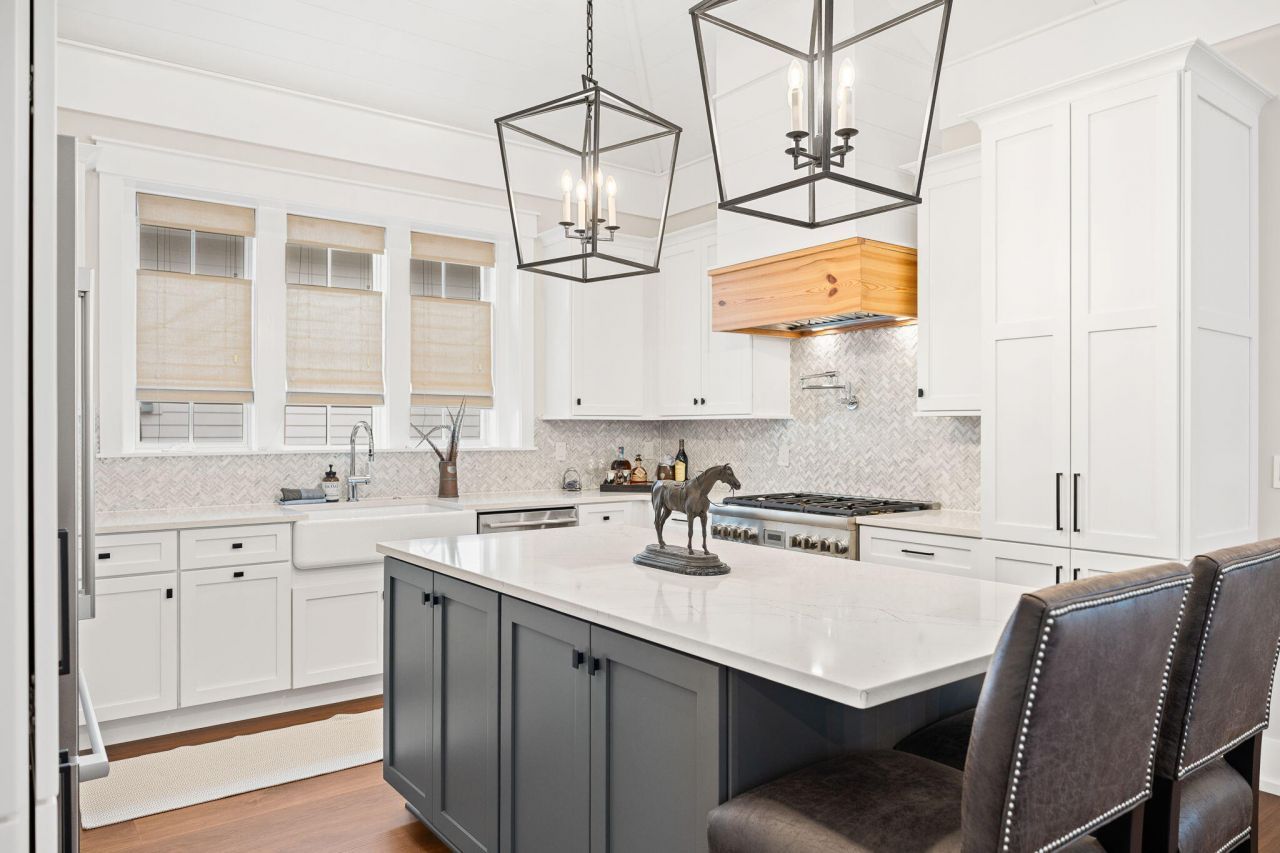 8035 Jack Island Drive Photo 11