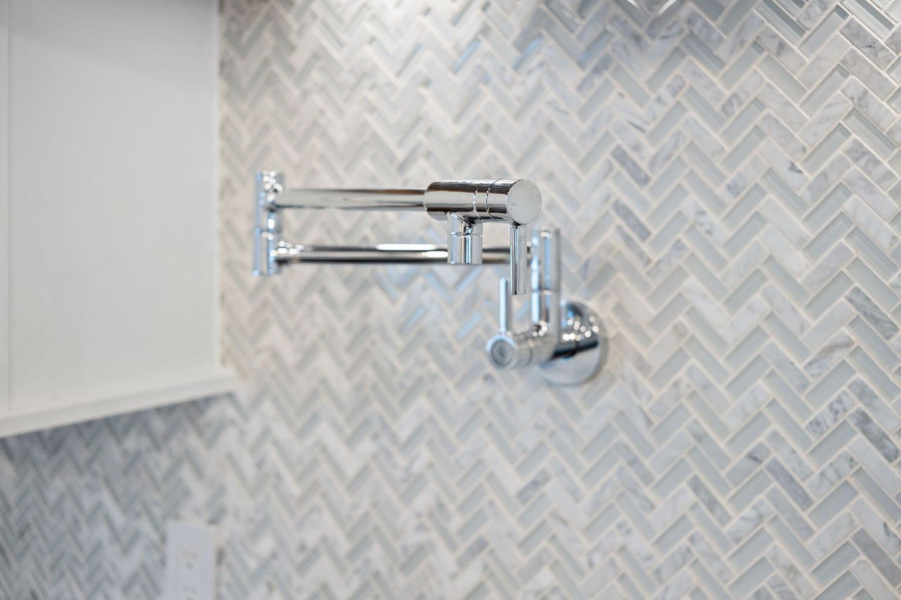 8035 Jack Island Drive Photo 18