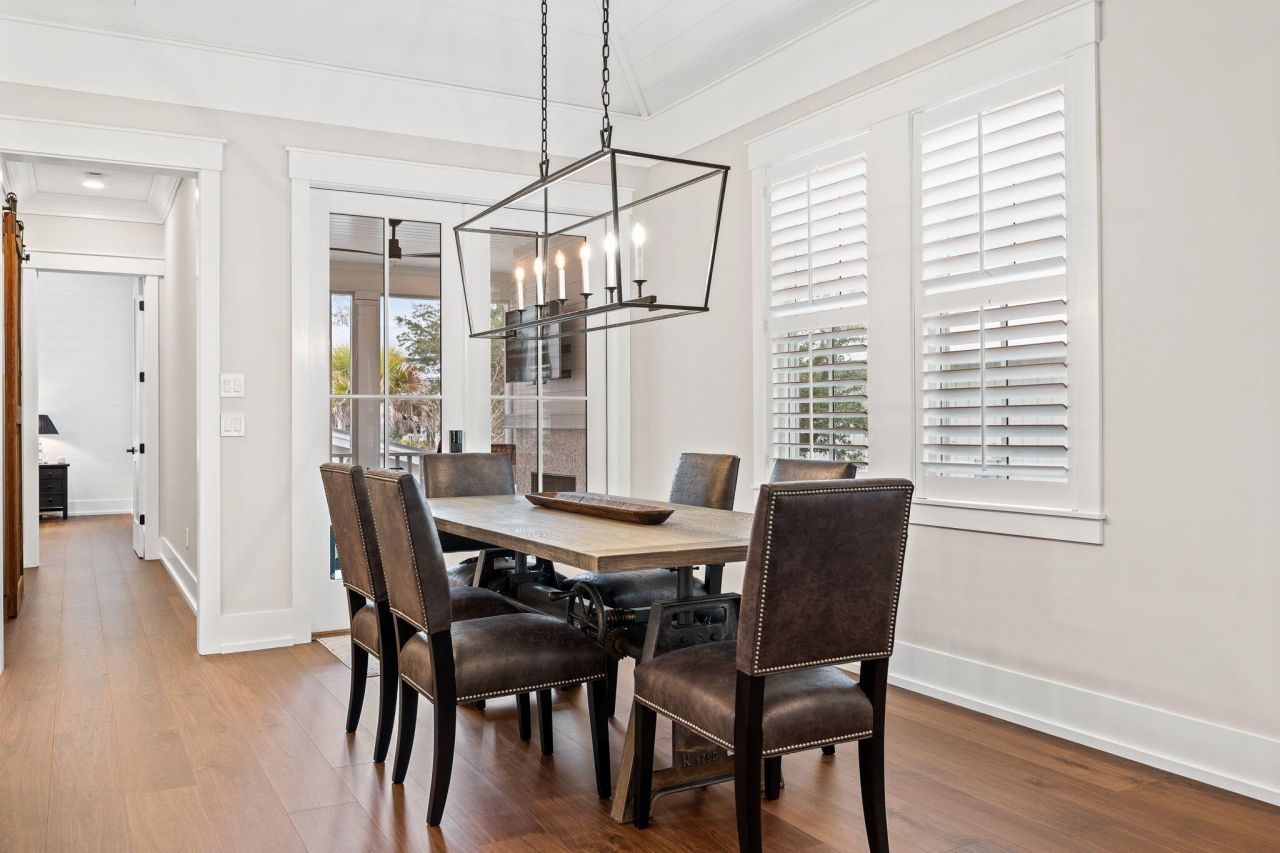 8035 Jack Island Drive Photo 22