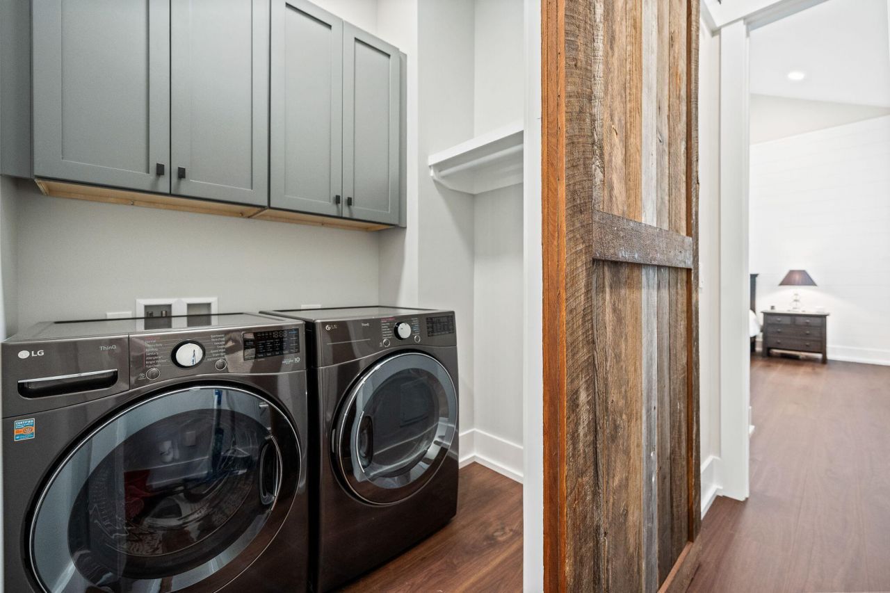 8035 Jack Island Drive Photo 27