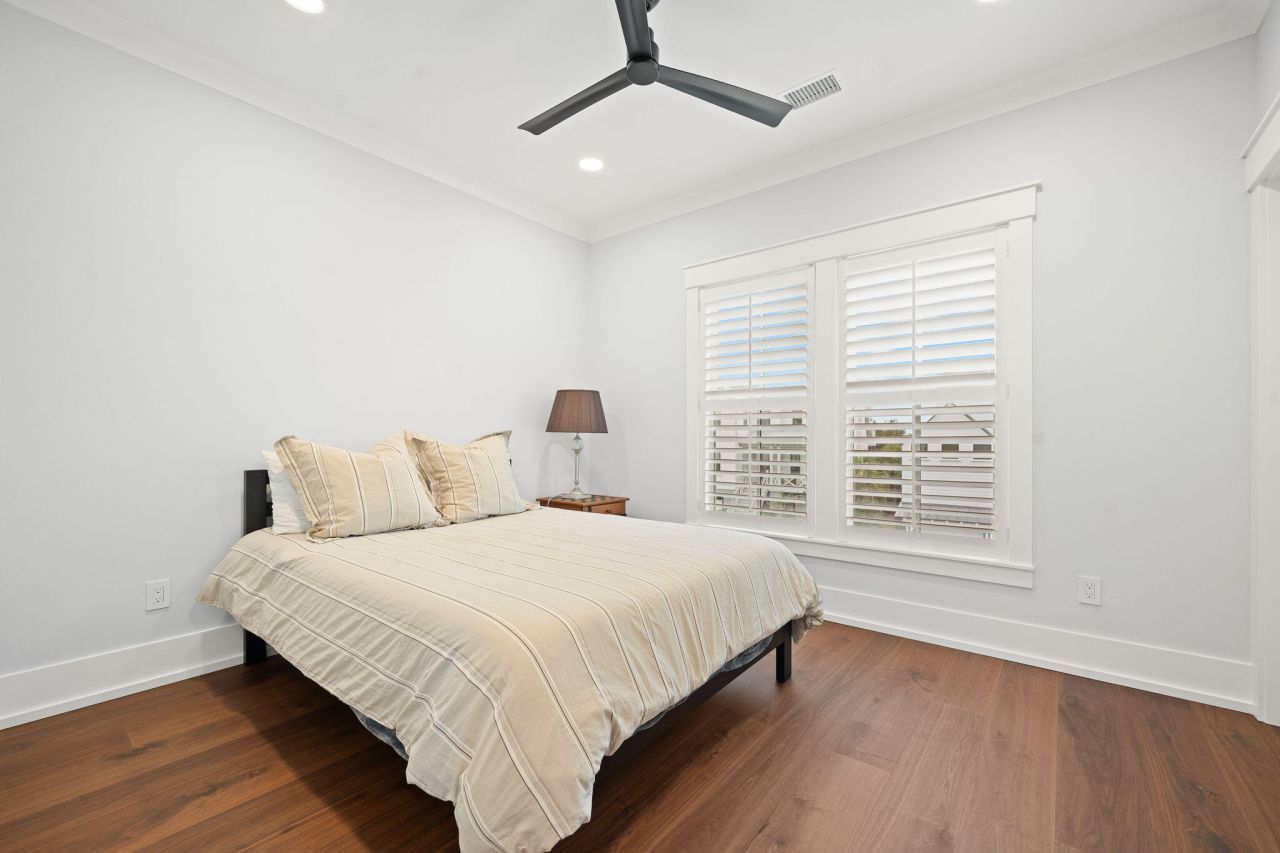 8035 Jack Island Drive Photo 34