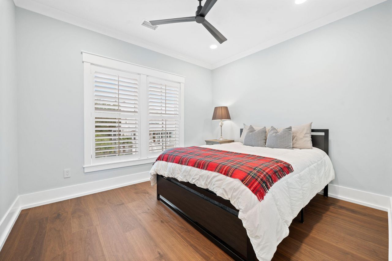 8035 Jack Island Drive Photo 37