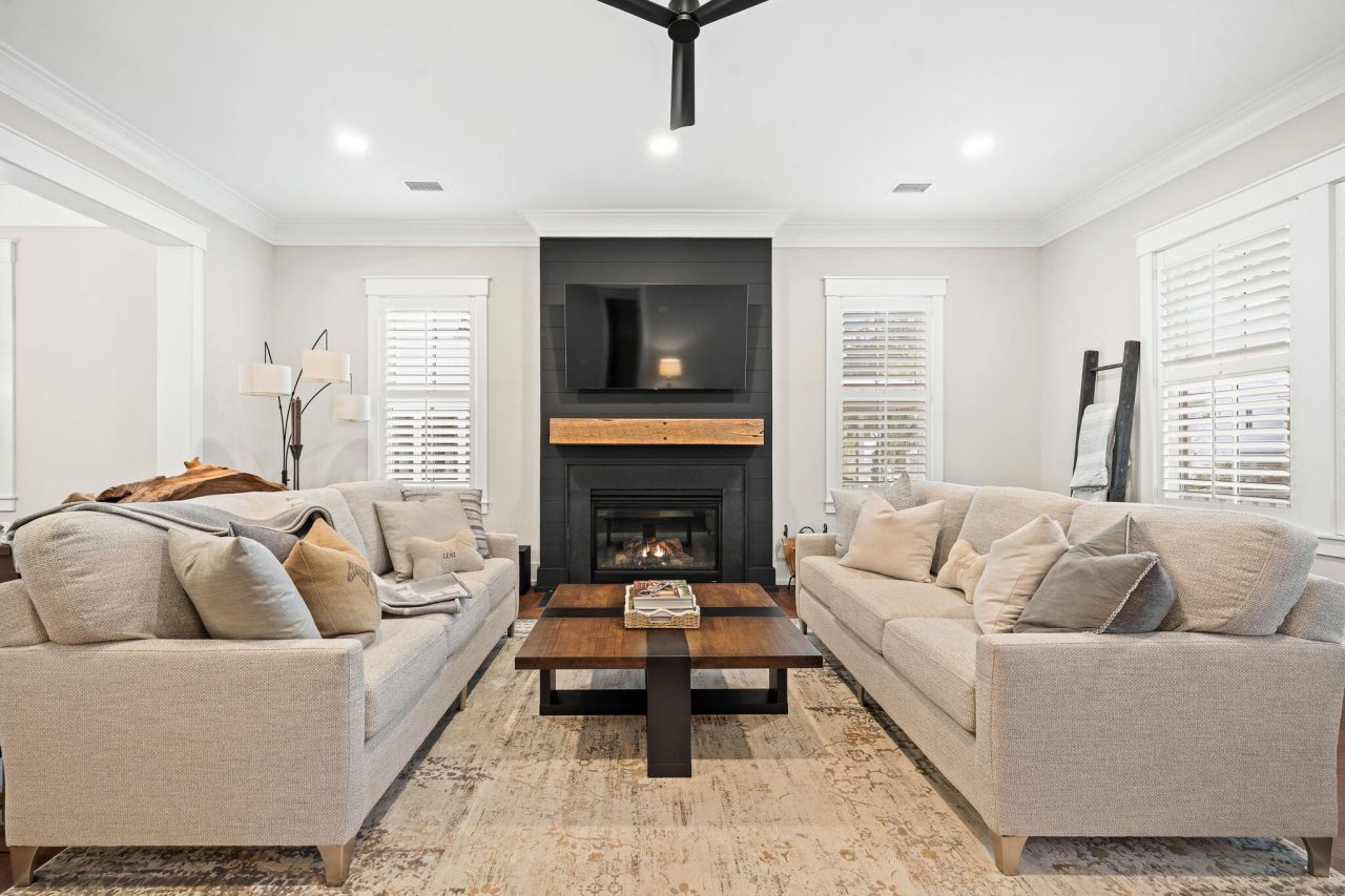 8035 Jack Island Drive Photo 8