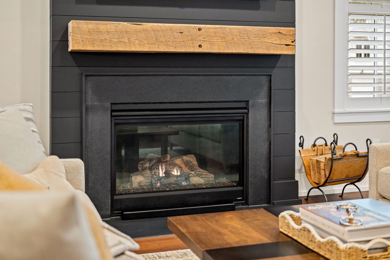 8035 Jack Island Drive Photo 9