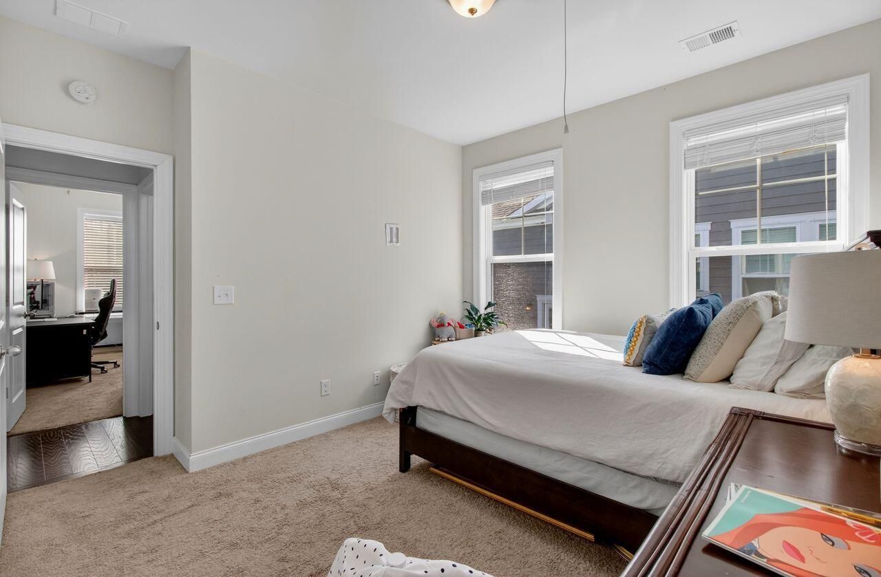 377 Turnstone Street Photo 34