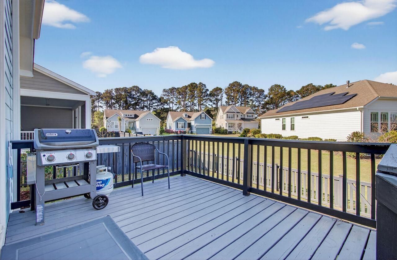 377 Turnstone Street Photo 35