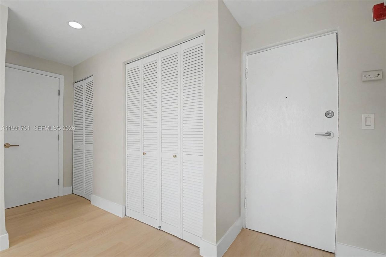 694 NE 76th St , Unit 6, Miami, FL 33138 Photo