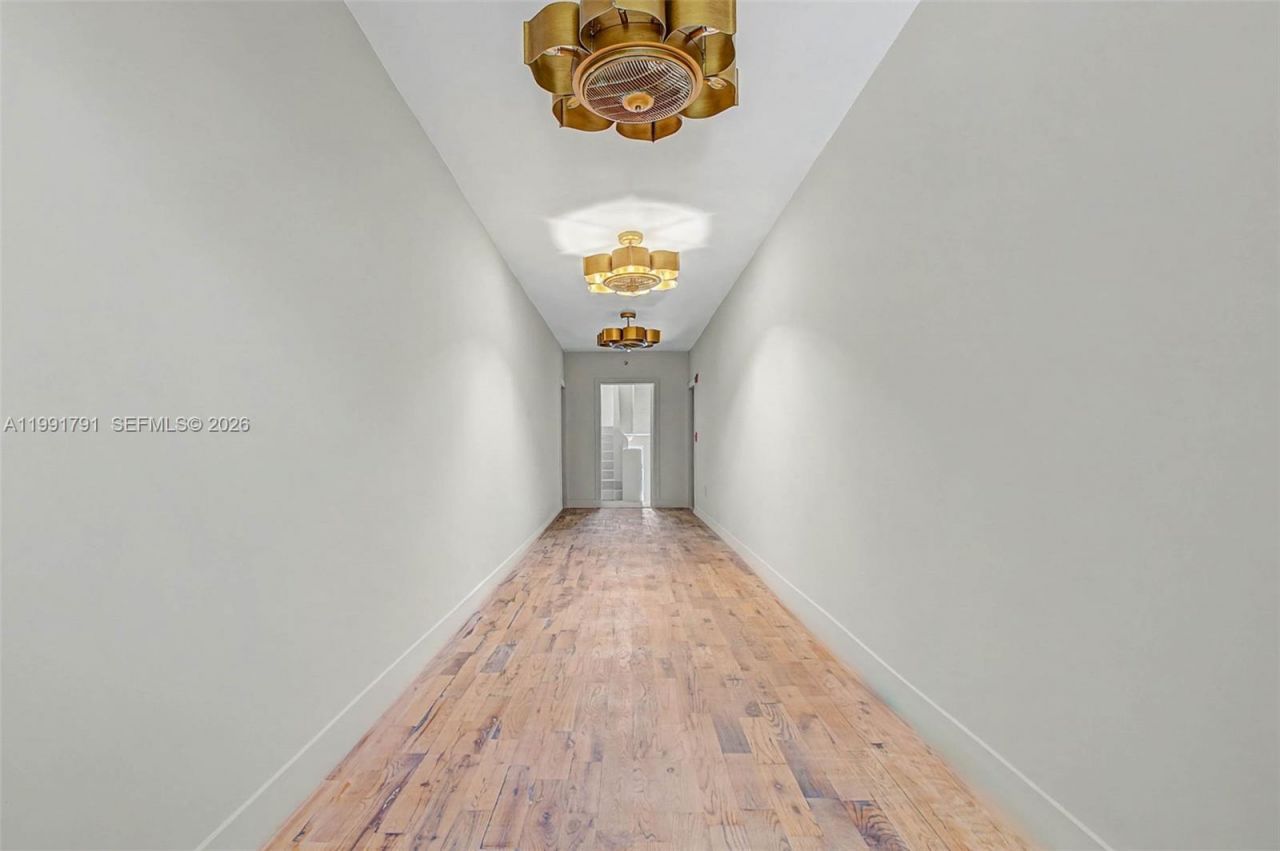 694 NE 76th St, Unit 6, Miami, FL 33138 Photo