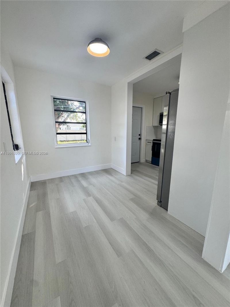 10521 NW 35th Ct , Miami, FL 33147 Photo