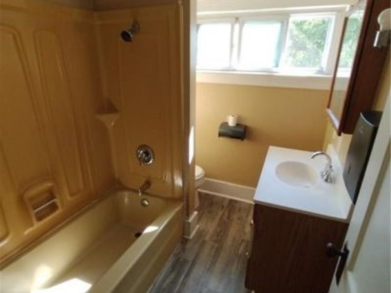 175 Charles Avenue NE, Warren, OH 44483 Photo 11