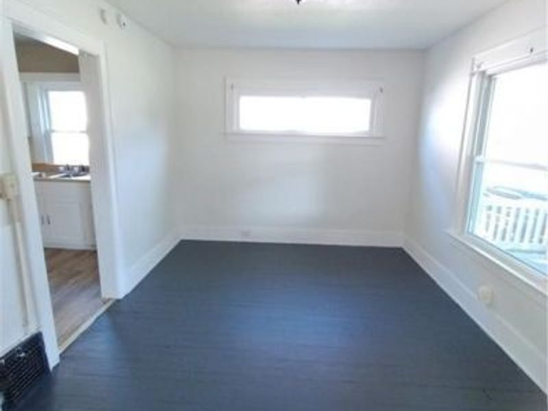 175 Charles Avenue NE, Warren, OH 44483 Photo 4