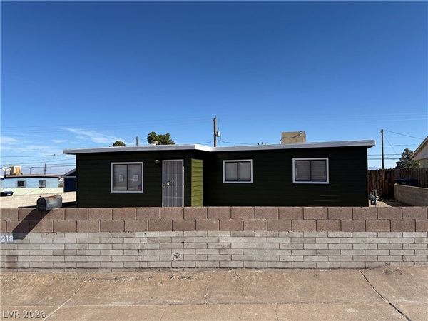 218 Tungsten Street , Henderson, NV 89015