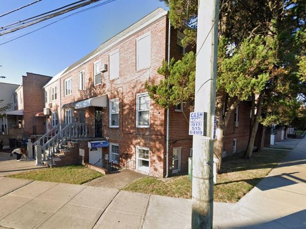 6906 Fresh Meadow Lane , Fresh Meadows, NY 11365