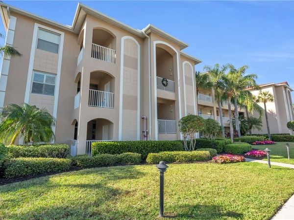 2730 Cypress Trace CIR , Unit 2812, NAPLES, FL 34119