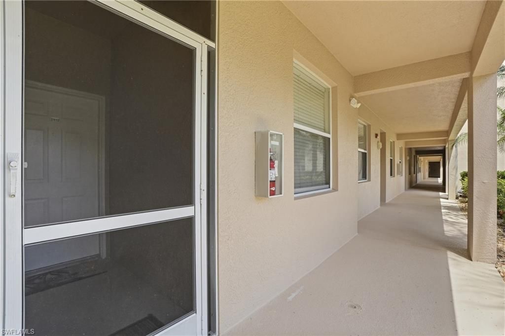 2730 Cypress Trace Cir, Unit 2812, Naples, FL 34119 Photo