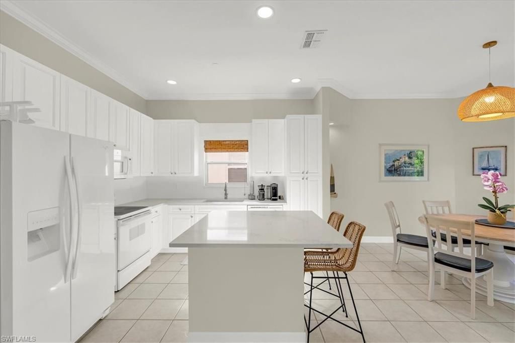 28327 Hidden Lake Dr , Bonita Springs, FL 34134 Photo