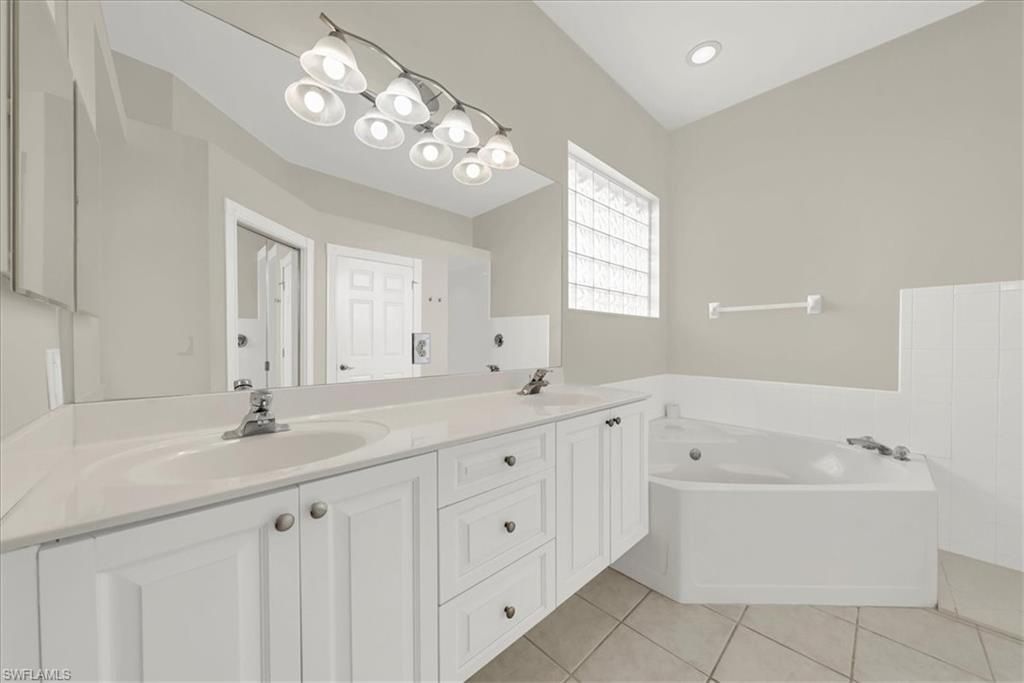 28327 Hidden Lake Dr , Bonita Springs, FL 34134 Photo