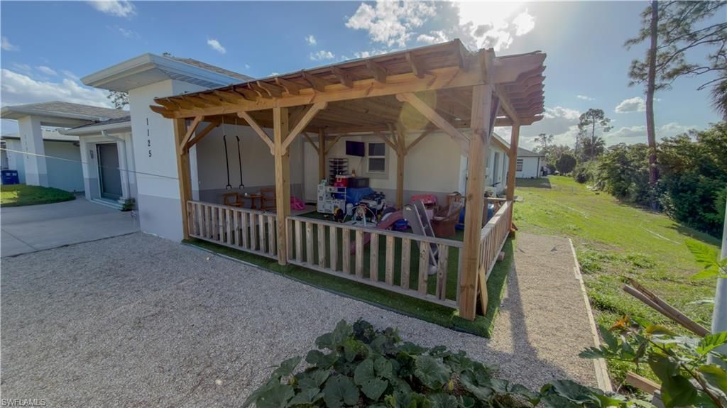 1123-1125 Abrams Blvd , Lehigh Acres, FL 33971 Photo