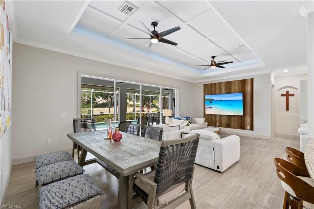 3599 Grand Cypress Dr, Naples, FL 34119 Photo