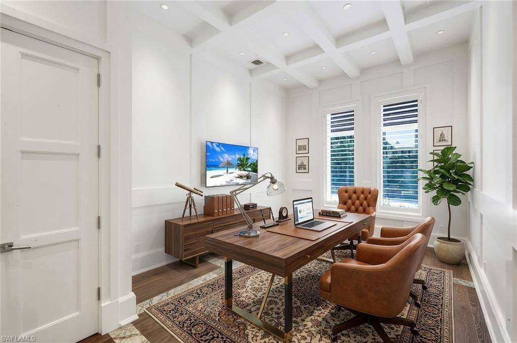 605 Galleon Dr , Naples, FL 34102 Photo