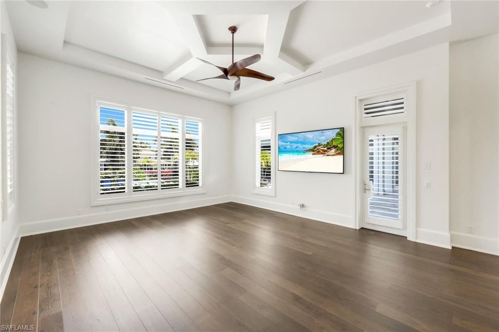 605 Galleon Dr , Naples, FL 34102 Photo