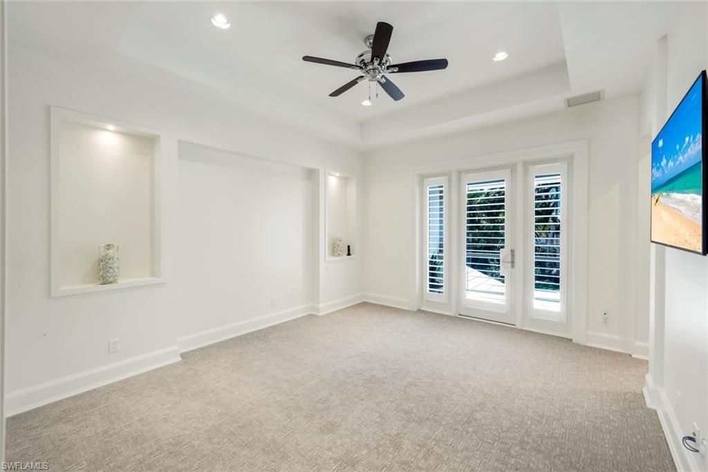 605 Galleon Dr , Naples, FL 34102 Photo