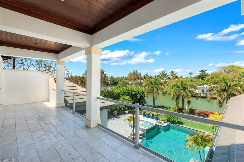 605 Galleon Dr, Naples, FL 34102 Photo