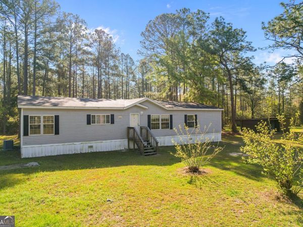 611 Sandy Run Road, Jesup, GA 31545