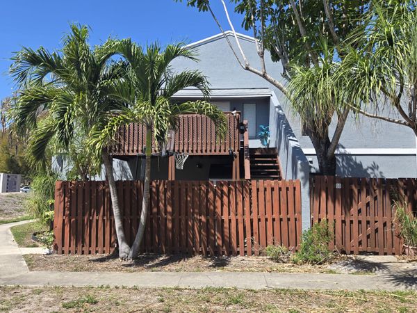 12 Crossings Circle, Unit G, Boynton Beach, FL 33435