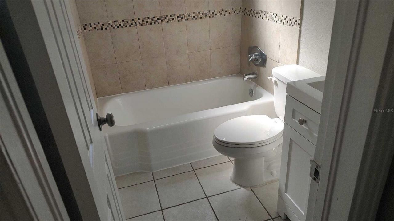 10910 N 15th Street , Tampa, FL 33612 Photo