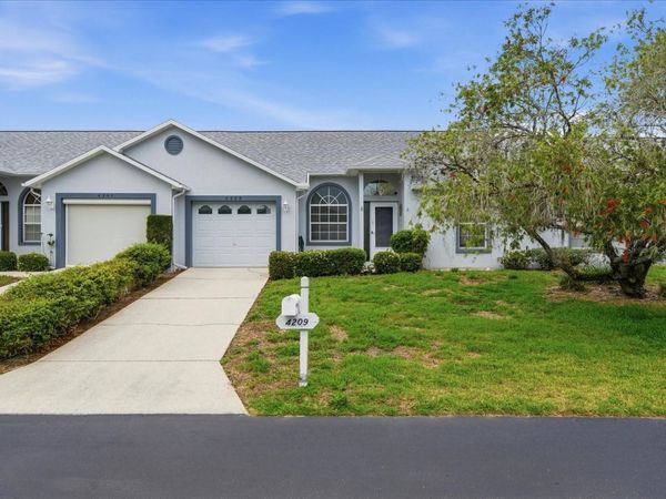 4209 AVANTI CIRCLE , NEW PORT RICHEY, FL 34655