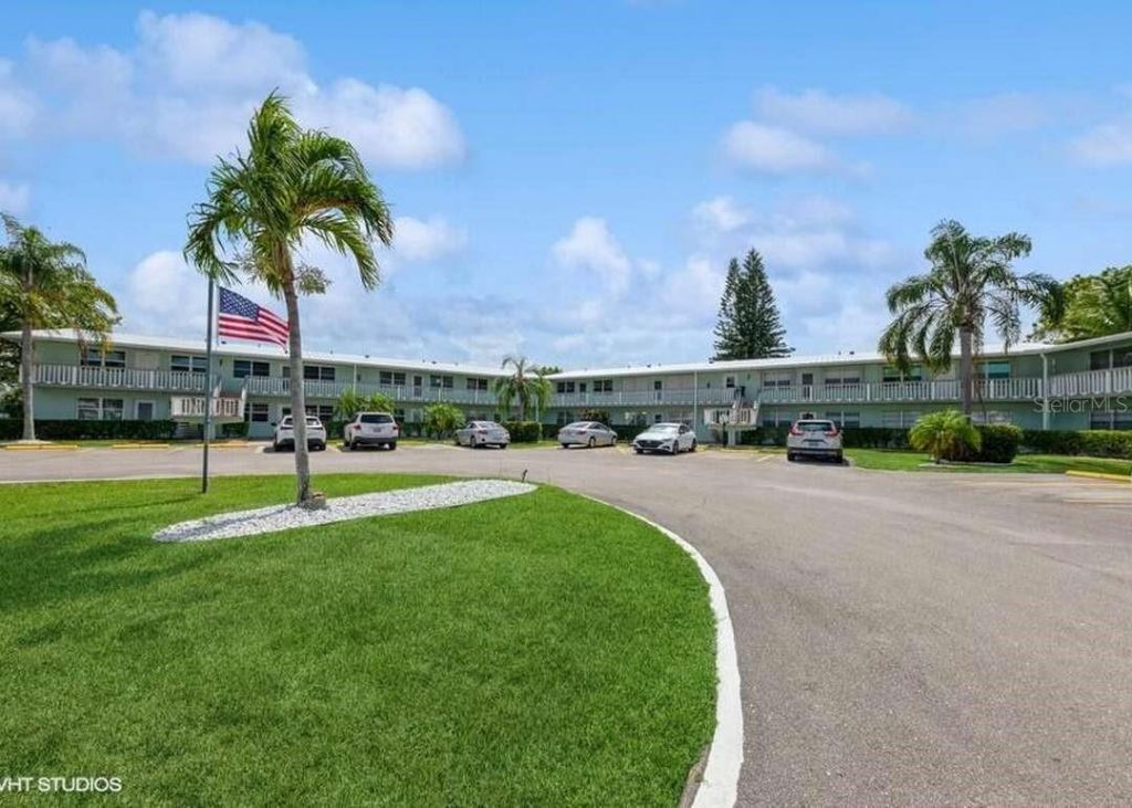 133 Berkshire , Unit 133, West Palm Beach, FL 33417 Photo