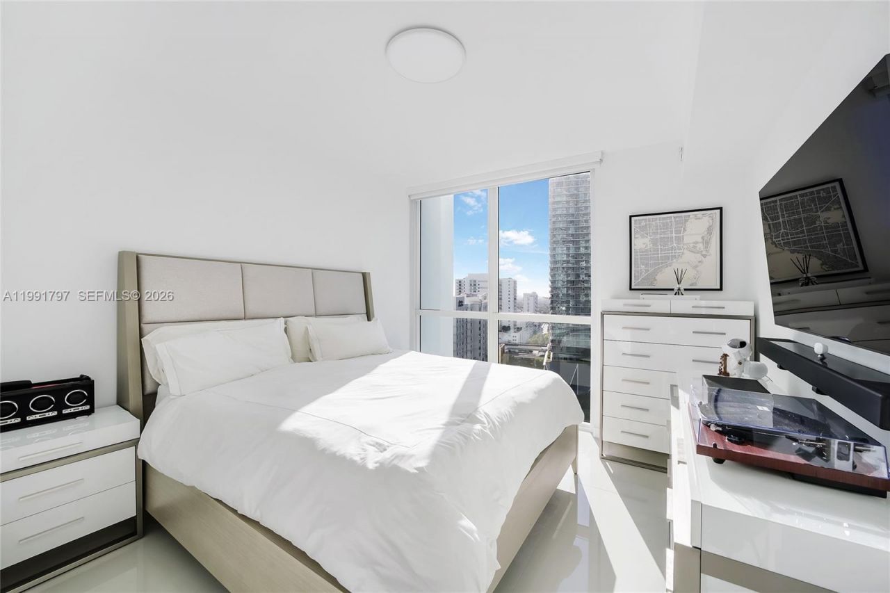 1080 Brickell Ave, Unit 1603, Miami, FL 33131 Photo