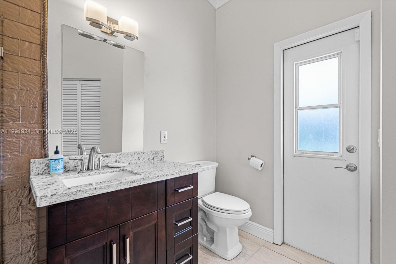 8412 NW 52nd Pl, Coral Springs, FL 33067 Photo