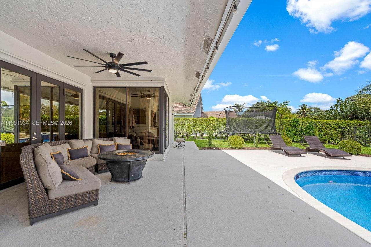 8412 NW 52nd Pl, Coral Springs, FL 33067 Photo