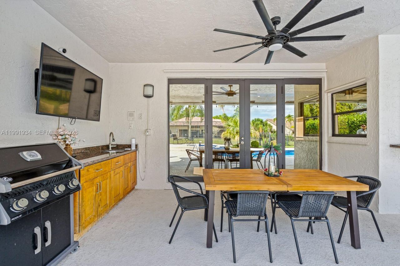 8412 NW 52nd Pl, Coral Springs, FL 33067 Photo