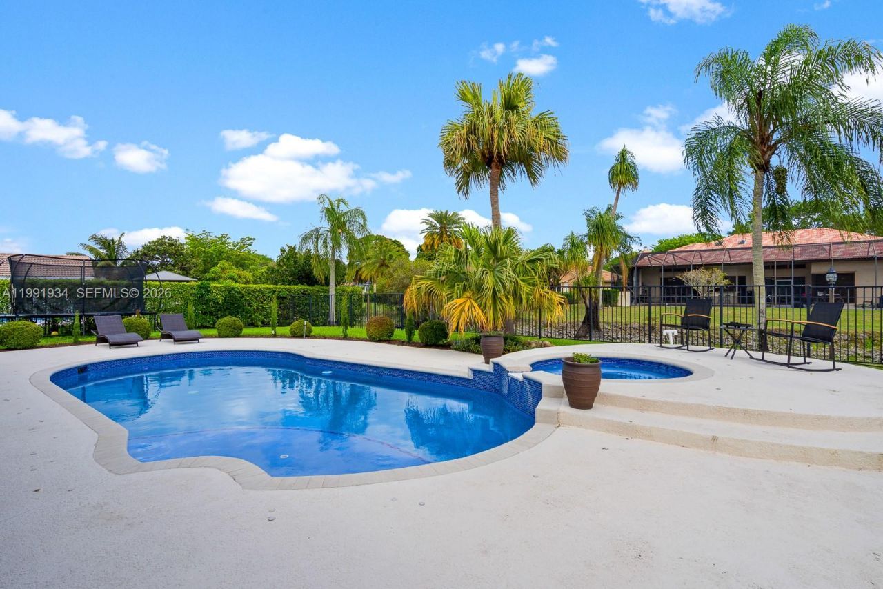 8412 NW 52nd Pl, Coral Springs, FL 33067 Photo